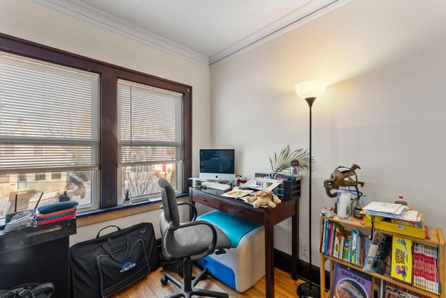 1500 26th Avenue NE, Minneapolis, MN 55418