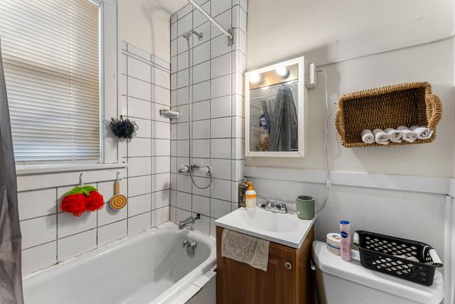 1500 26th Avenue NE, Minneapolis, MN 55418