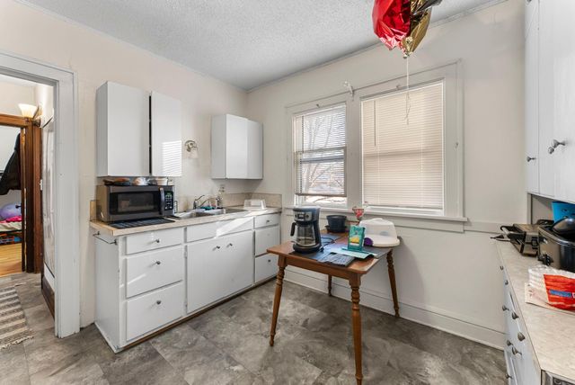 1500 26th Avenue NE, Minneapolis, MN 55418