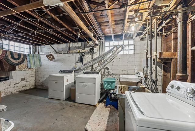 1500 26th Avenue NE, Minneapolis, MN 55418