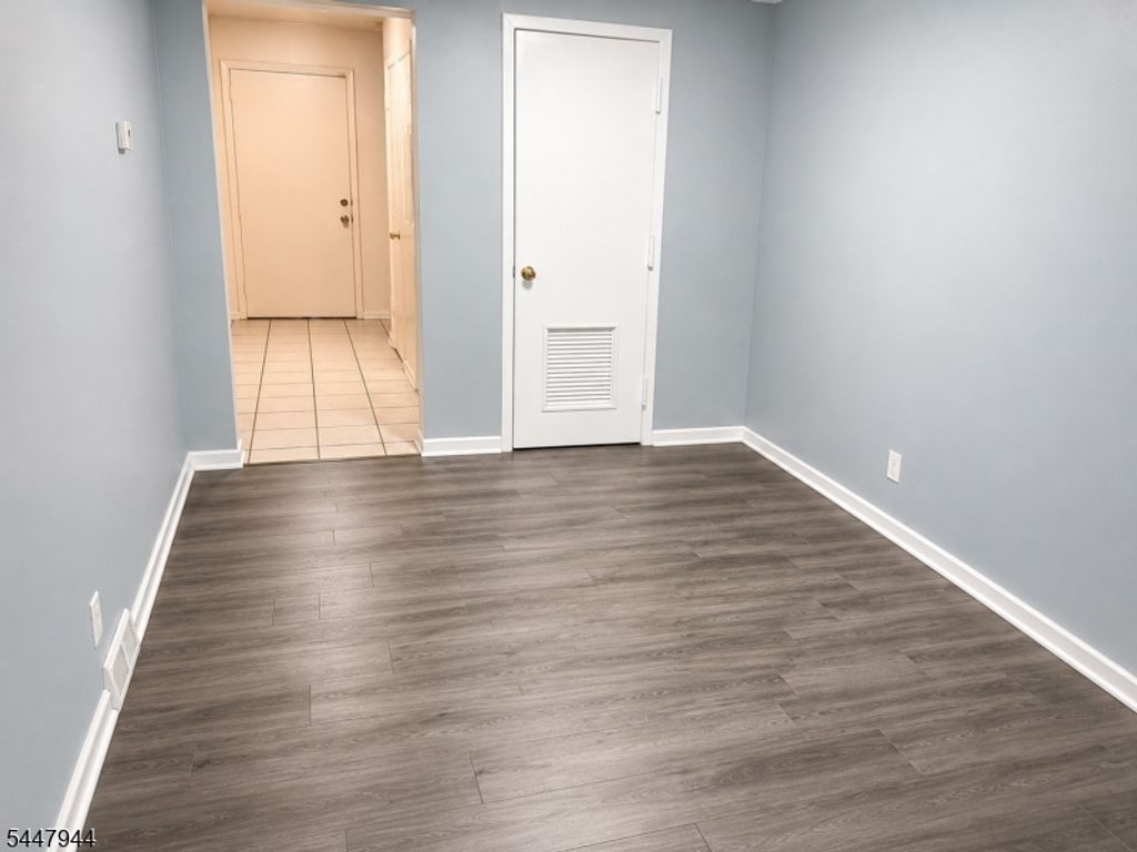 614 W 8Th St 4, Plainfield City, NJ 07060 — photo 3