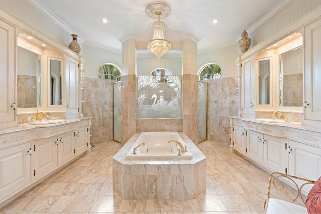 10246 Heronwood Lane, West Palm Beach, FL 33412