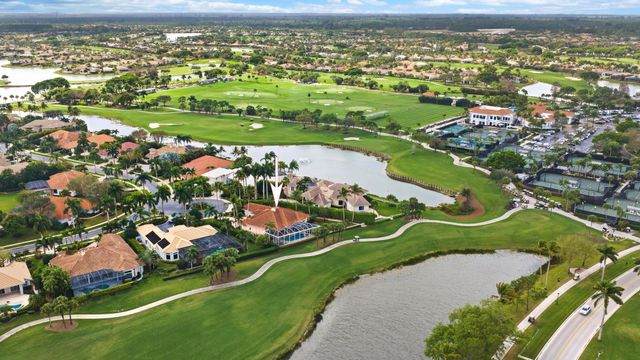10246 Heronwood Lane, West Palm Beach, FL 33412