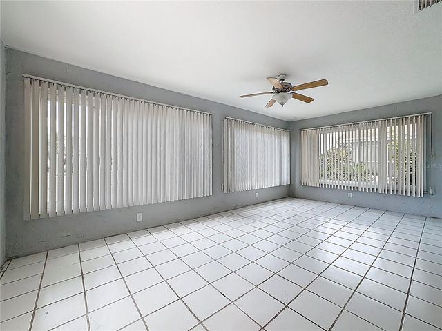 1618 BENTWOOD DRIVE, Sun City Center, FL 33573
