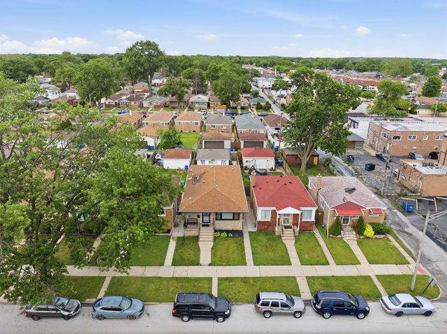 12631 S Justine Street, Calumet Park, IL 60827