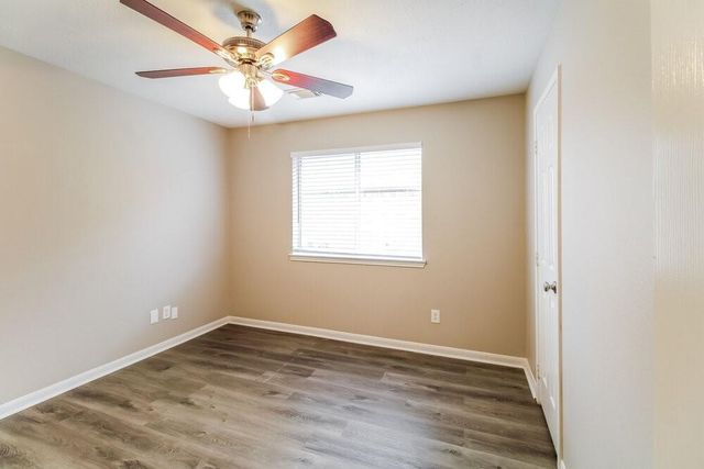 410 Cedar Lake Drive, League City, TX 77573
