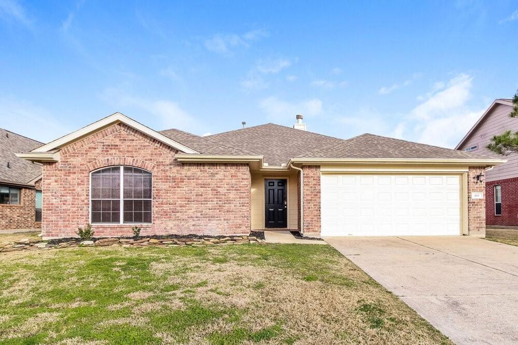 410 Cedar Lake Drive, League City, TX 77573