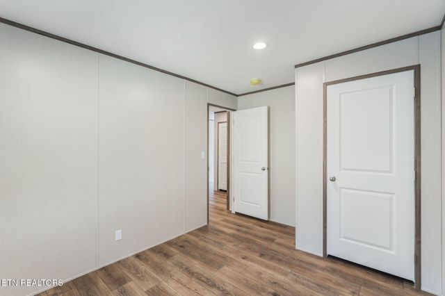 235 Clear Springs Rd, Harriman, TN 37748