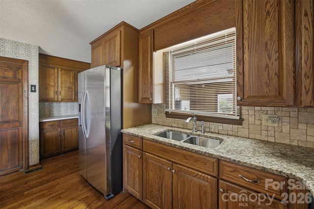 203 Heritage Lane, Morganton, NC 28655