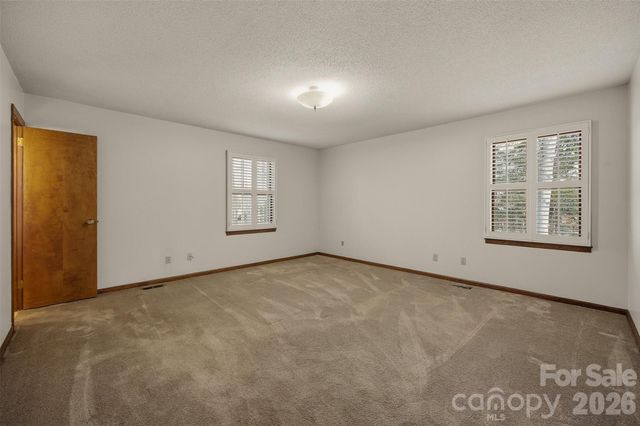 203 Heritage Lane, Morganton, NC 28655