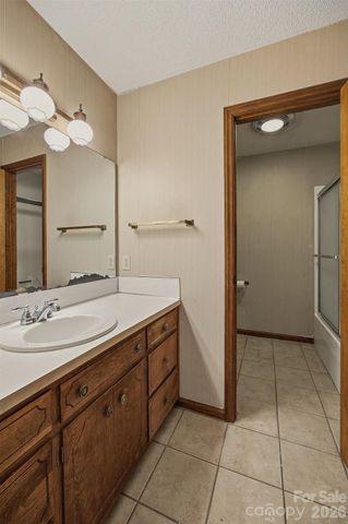 203 Heritage Lane, Morganton, NC 28655