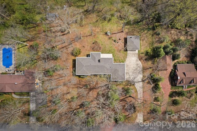 203 Heritage Lane, Morganton, NC 28655