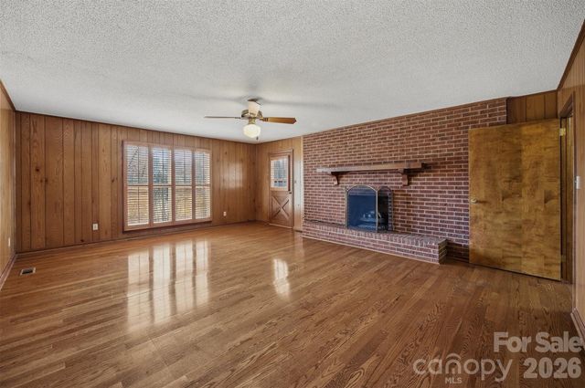 203 Heritage Lane, Morganton, NC 28655