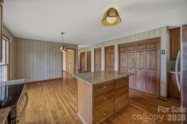 203 Heritage Lane, Morganton, NC 28655