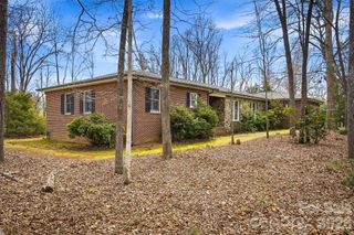 203 Heritage Lane, Morganton, NC 28655