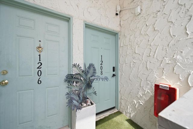 11566 7TH LANE N 1208, St Petersburg, FL 33716