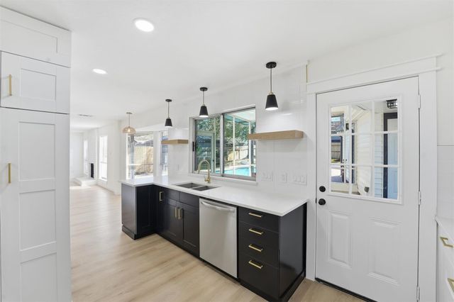 3606 Glenwood Springs Drive, Kingwood, TX 77345