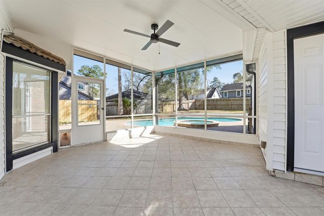 3606 Glenwood Springs Drive, Kingwood, TX 77345