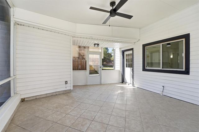 3606 Glenwood Springs Drive, Kingwood, TX 77345