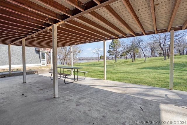 4410 Lakeshore, Kingston, OK 73439