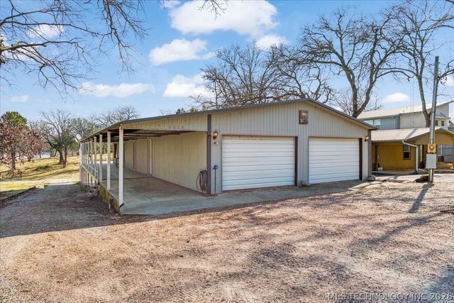 4410 Lakeshore, Kingston, OK 73439