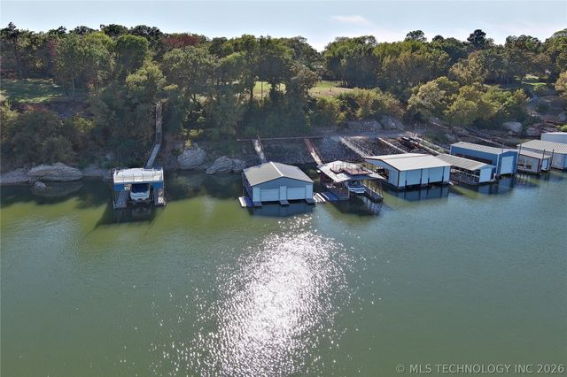 4410 Lakeshore, Kingston, OK 73439