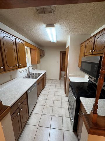 348 County Road 4744 Resi, Sulphur Springs, TX 75482