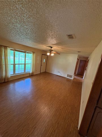348 County Road 4744 Resi, Sulphur Springs, TX 75482
