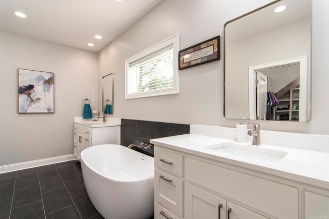 4830 Edgewood Park Drive, Conway, AR 72034