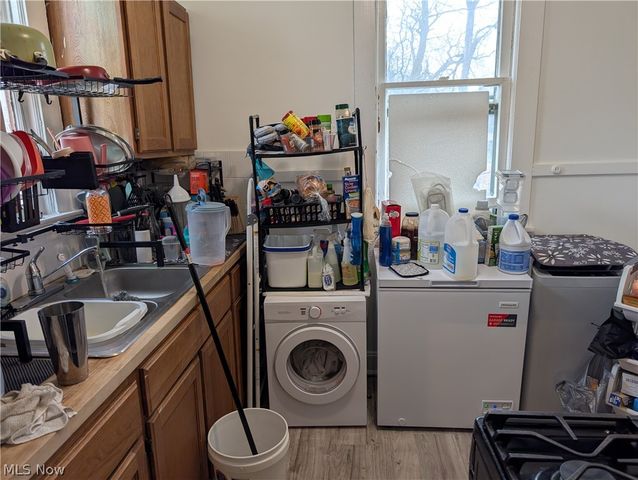 1623 Delmont Avenue, East Cleveland, OH 44112