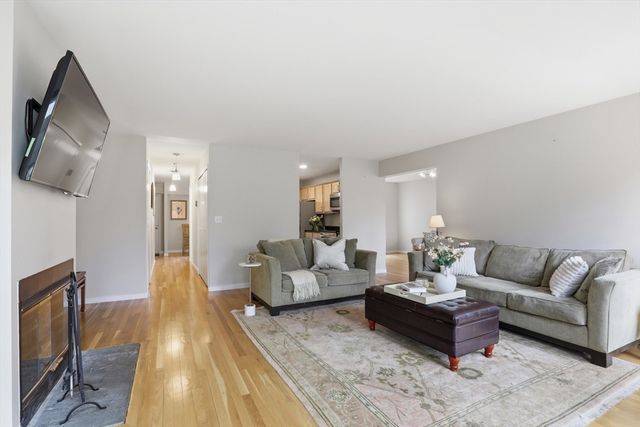 171 Swanton Street 39, Winchester, MA 01890