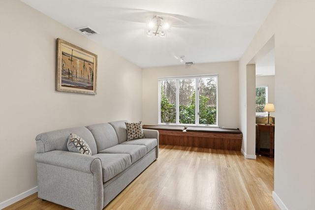 171 Swanton Street 39, Winchester, MA 01890