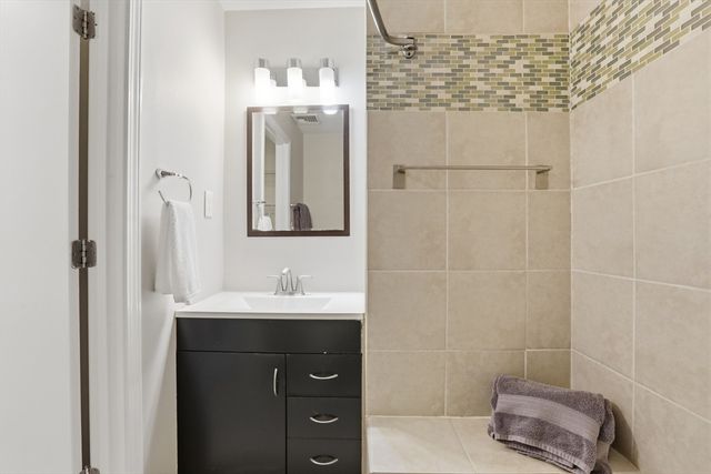 171 Swanton Street 39, Winchester, MA 01890