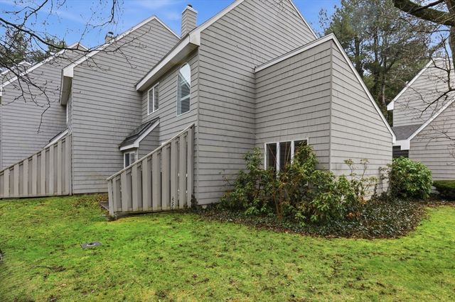 171 Swanton Street 39, Winchester, MA 01890