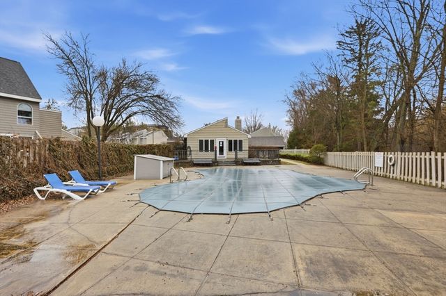 171 Swanton Street 39, Winchester, MA 01890