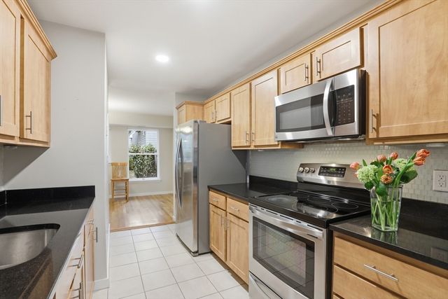 171 Swanton Street 39, Winchester, MA 01890