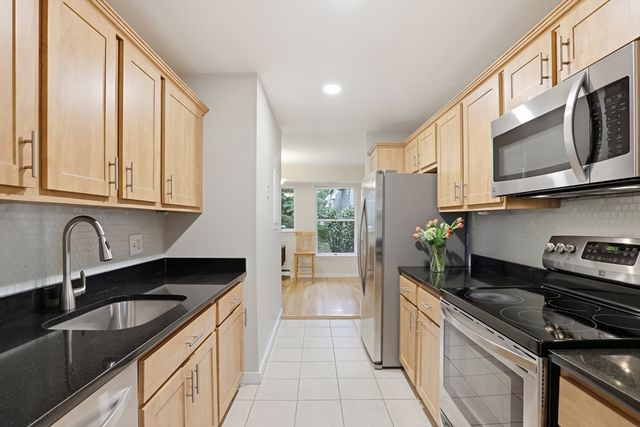 171 Swanton Street 39, Winchester, MA 01890