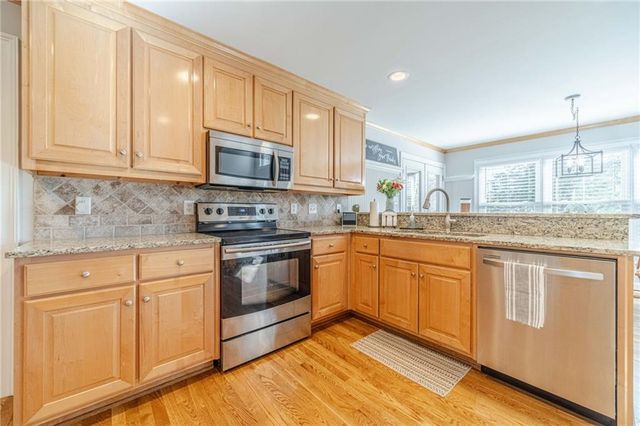 781 Templeton Drive, Loganville, GA 30052