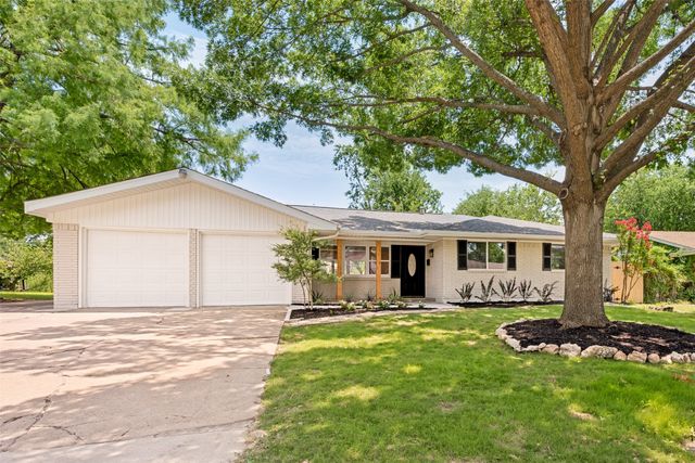 1717 Monaco Drive, Arlington, TX 76010