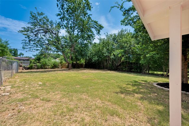 1717 Monaco Drive, Arlington, TX 76010