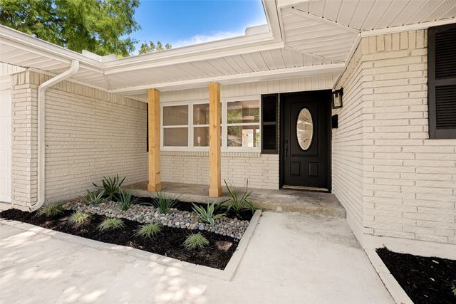 1717 Monaco Drive, Arlington, TX 76010