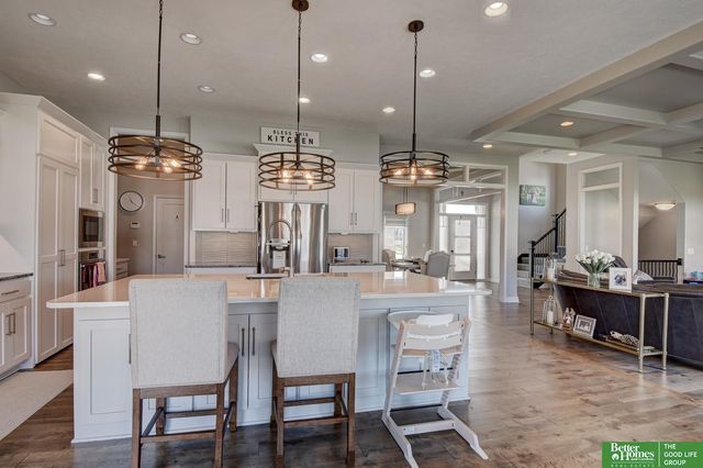 11618 Cooper Street, Papillion, NE 68046