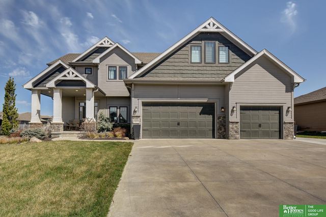 11618 Cooper Street, Papillion, NE 68046