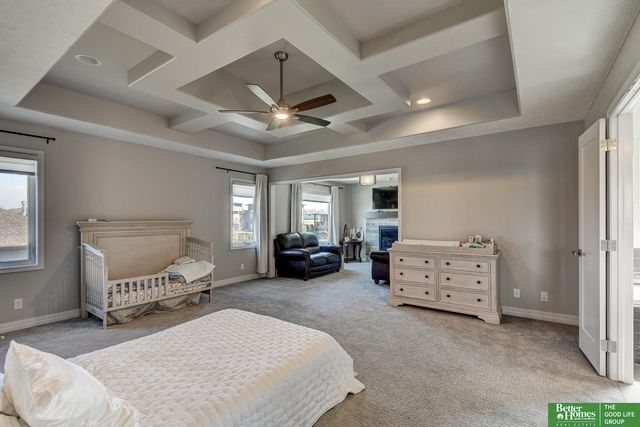 11618 Cooper Street, Papillion, NE 68046