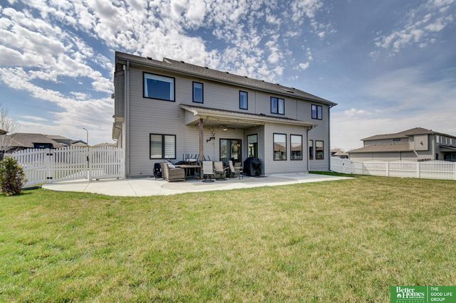 11618 Cooper Street, Papillion, NE 68046