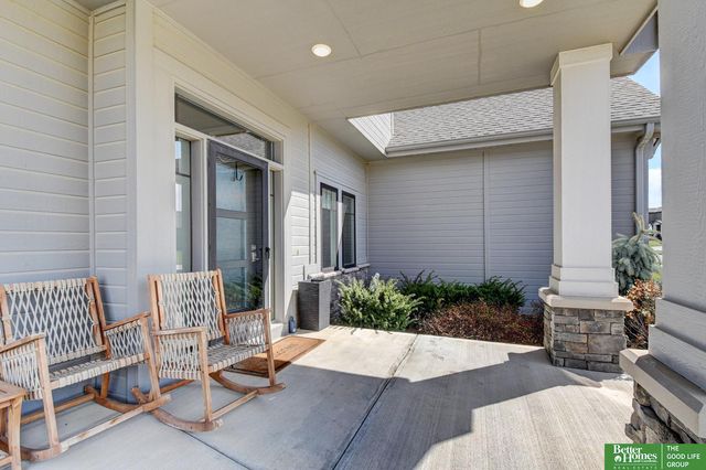 11618 Cooper Street, Papillion, NE 68046