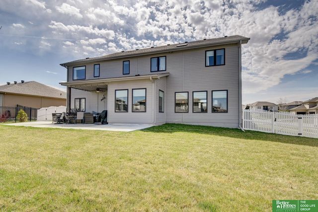 11618 Cooper Street, Papillion, NE 68046