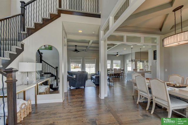 11618 Cooper Street, Papillion, NE 68046