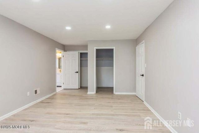 1101 Stoneridge Circle, Helmetta, NJ 08828