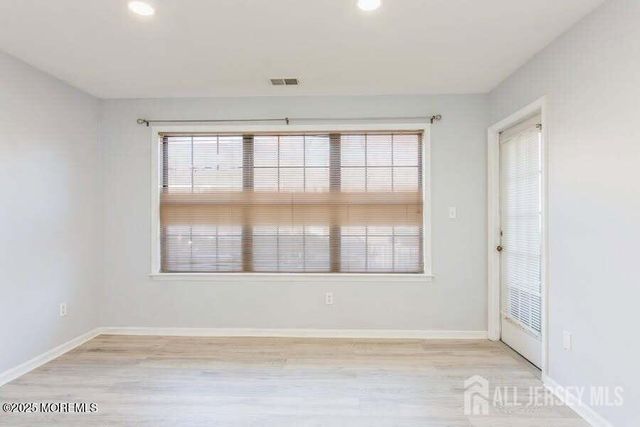 1101 Stoneridge Circle, Helmetta, NJ 08828